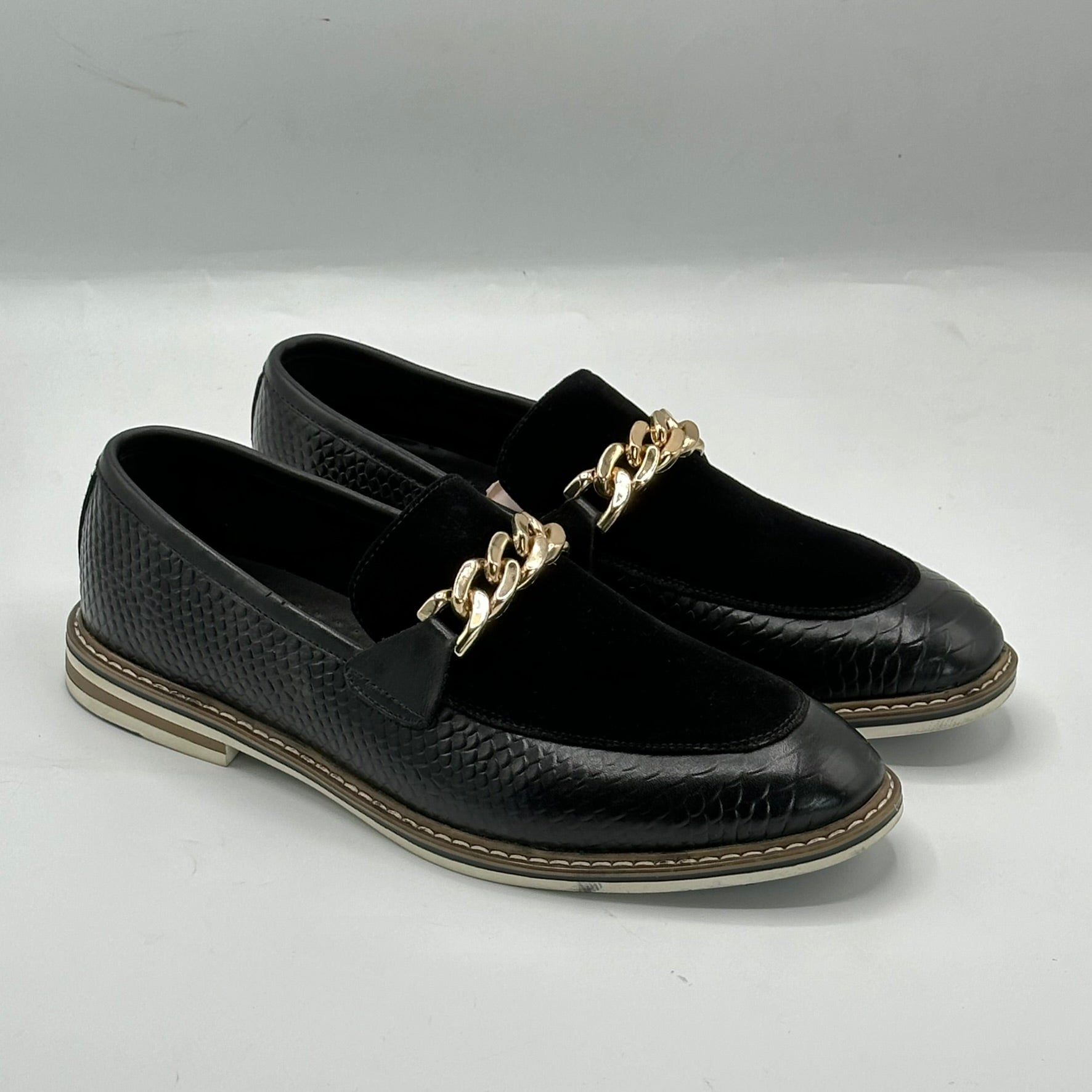 Casual Formal VELVET WITH EMBOSSED LEATHER Black Loafers